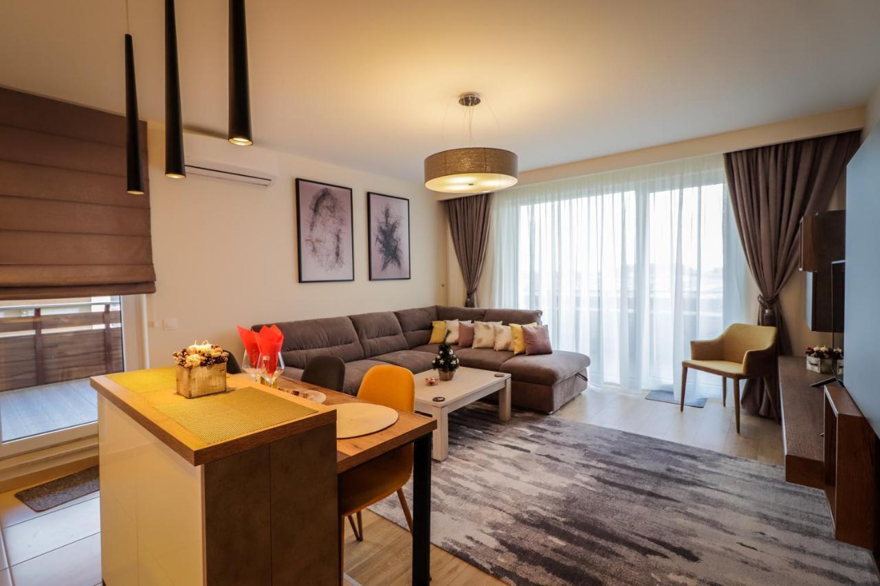 Lux Green Apartament 2 Braşov Exterior foto