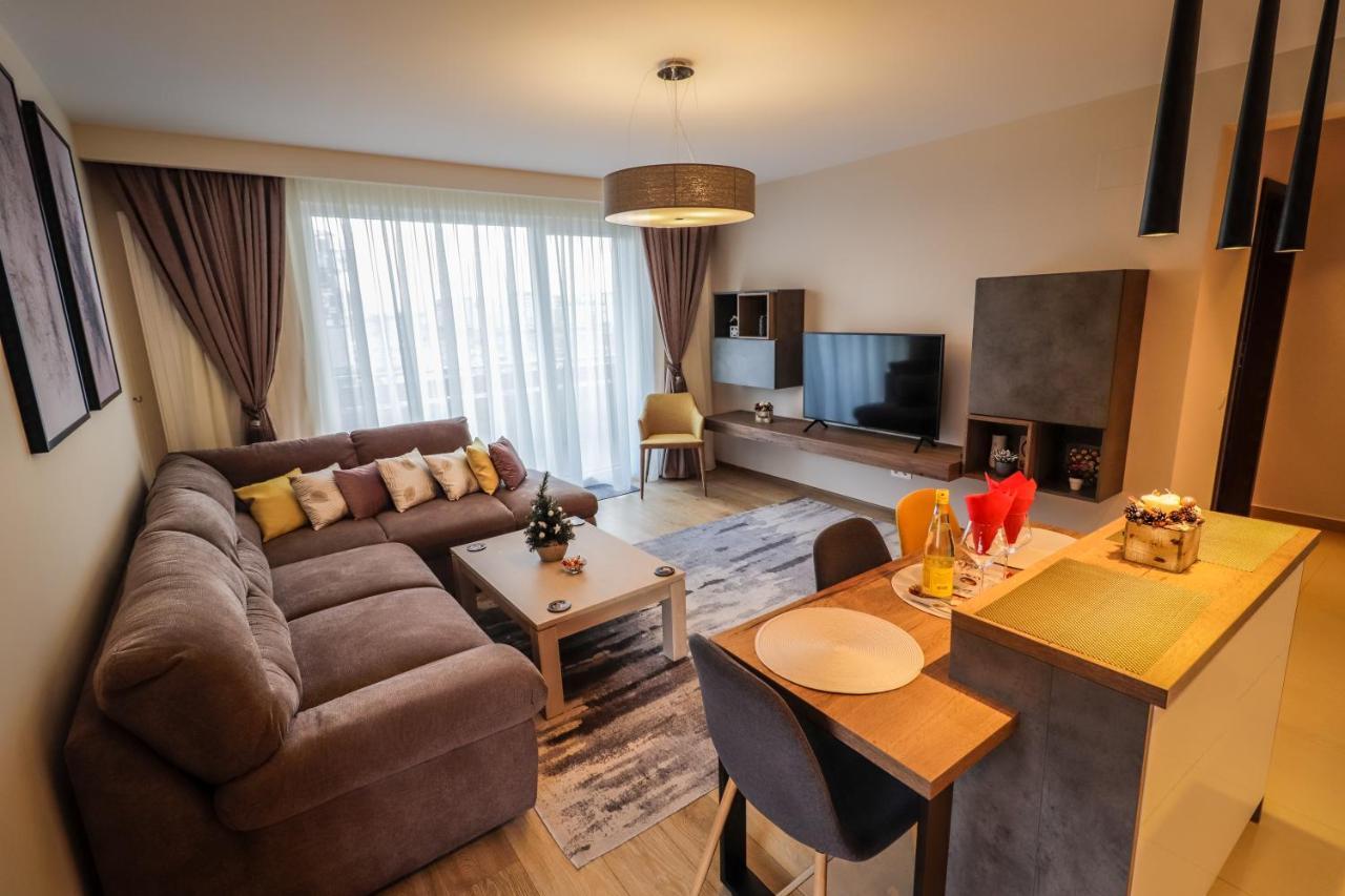 Lux Green Apartament 2 Braşov Exterior foto